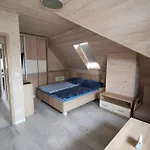 Appartement Mysliwska Dom 10-osobowy Ze Strefa Basenowa W Miejscowosci Niedaleko Zatoru I Energylandii