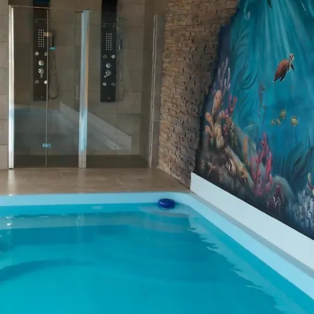 Apartment Mysliwska: Chocznia Retreat With Pool Near Zator And Energylandia Wadowice