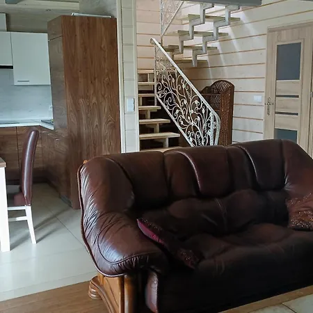 Apartment Mysliwska: Chocznia Retreat With Pool Near Zator And Energylandia Wadowice
