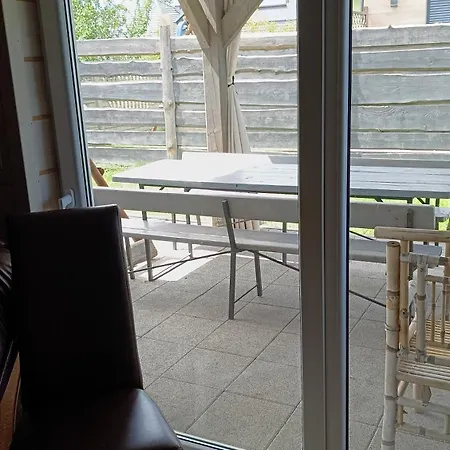 Mysliwska: Chocznia Retreat With Pool Near Zator And Energylandia Apartment