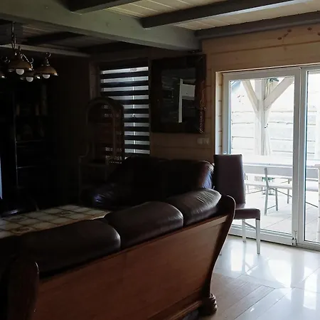 Apartment Mysliwska: Chocznia Retreat With Pool Near Zator And Energylandia