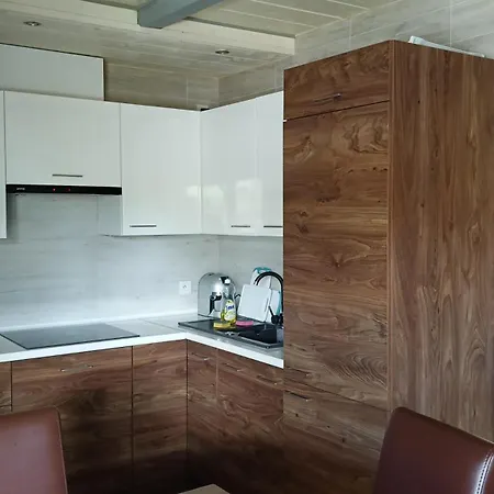 Mysliwska: Chocznia Retreat With Pool Near Zator And Energylandia